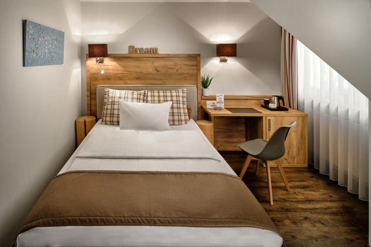 Neo Hotel Linde Esslingen Эсслинген Экстерьер фото