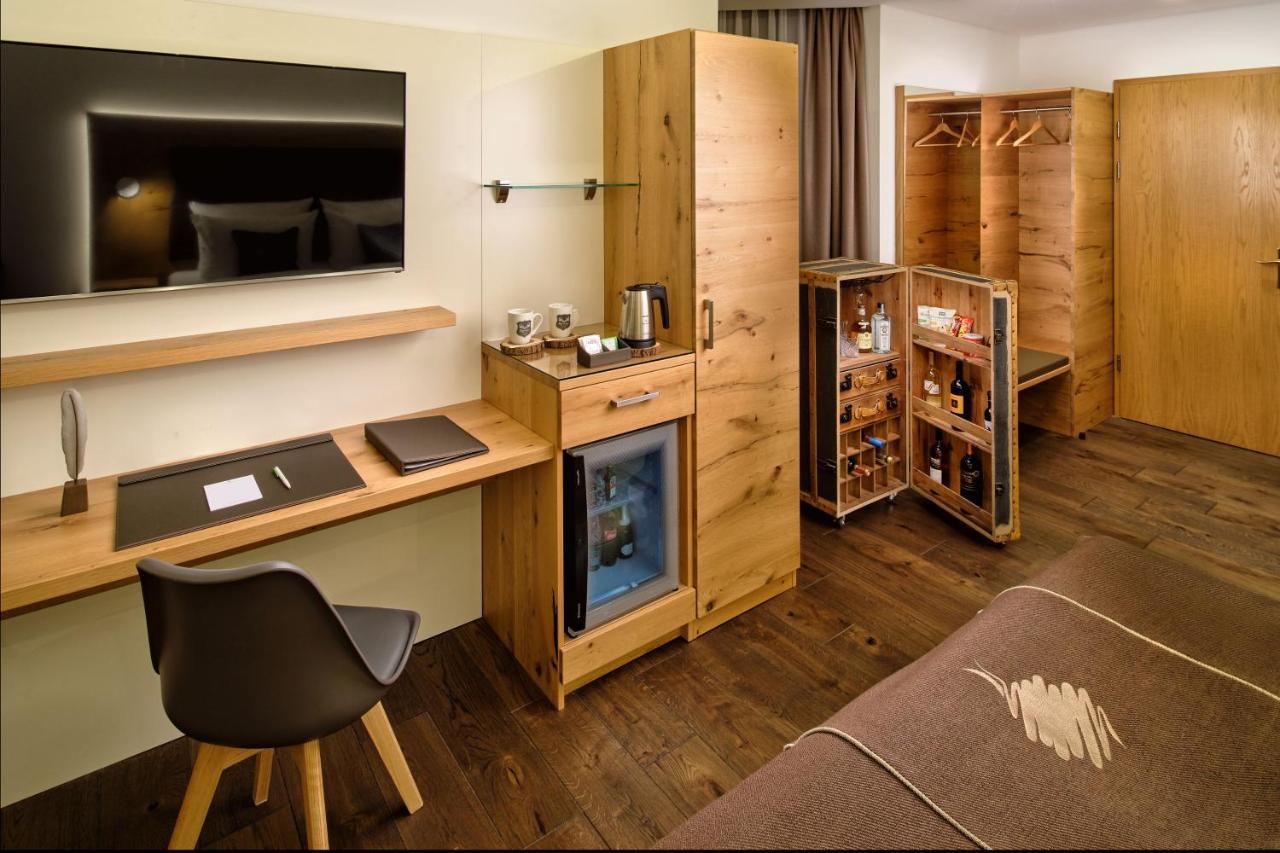 Neo Hotel Linde Esslingen Эсслинген Экстерьер фото
