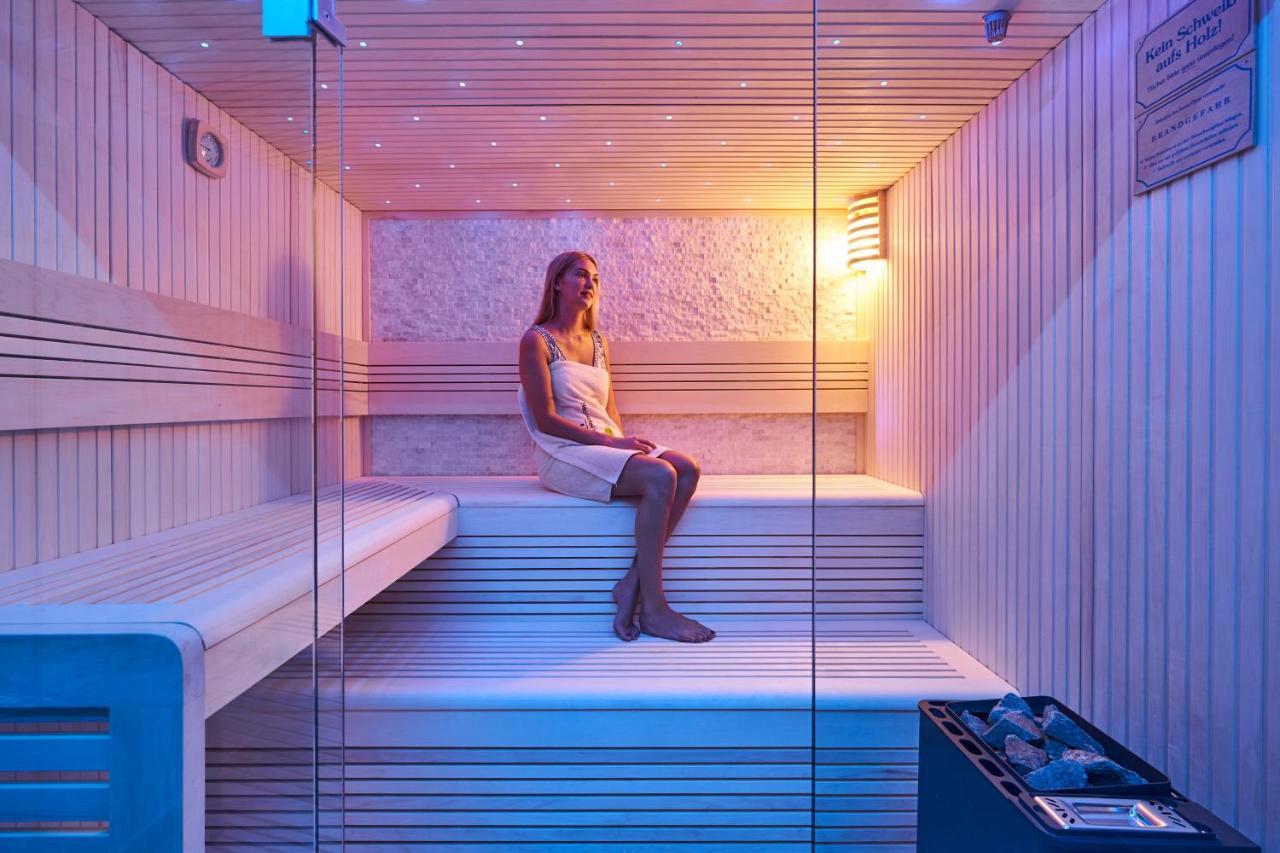 Neo Hotel Linde Esslingen Эсслинген Экстерьер фото
