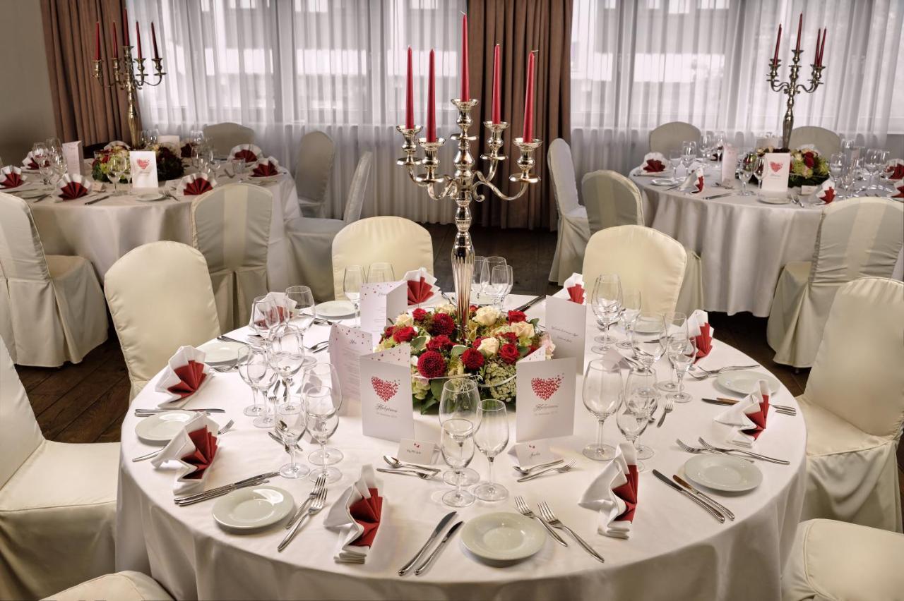 Neo Hotel Linde Esslingen Эсслинген Экстерьер фото